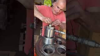 Wartsila 32 Cylinder Head Valve Seat Removal Tool Demo