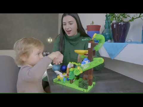 Конструктор лабіринт дитячий з пружиною 2 в 1 середній Веселковий 153 дет Rolling Funland, видео 1