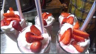 Awesome Fruit Juices, Milkshakes Of Badshah Juice, Goregaon, Mumbai, India | Street Food Of India