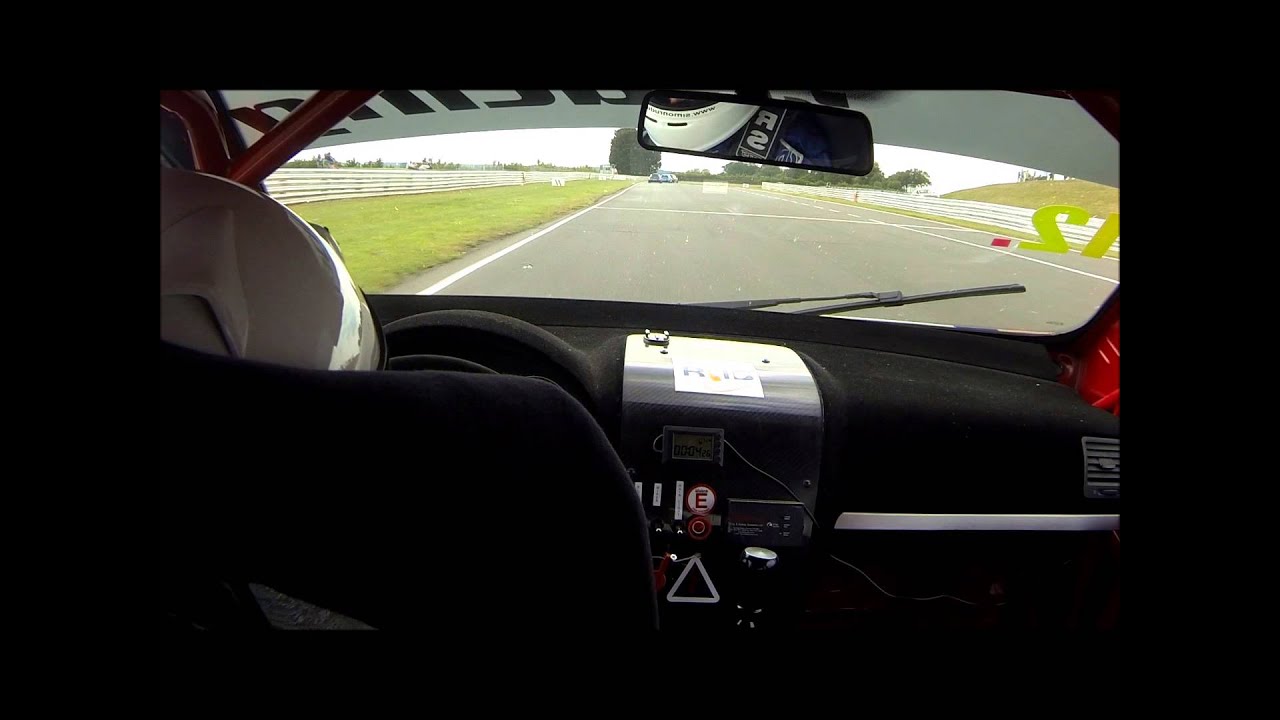 Simon Rudd Raceway Simon Rudd - RCIB Insurance Racing, VW Cup at Snetterton - YouTube