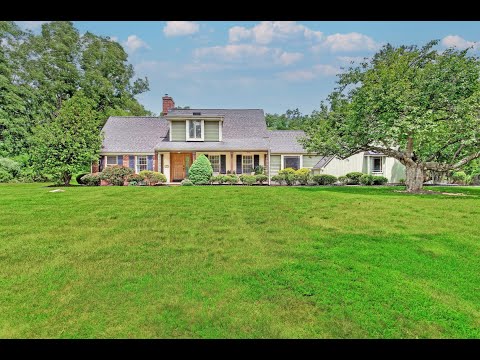 6 Aqua Terrace, Pennington, NJ home video tour