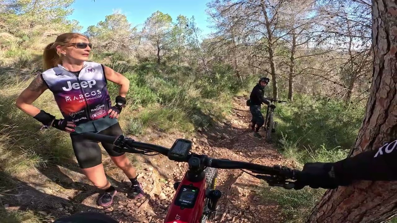 Senda XL en el Valle y algunas bajaditas en los Miravetes