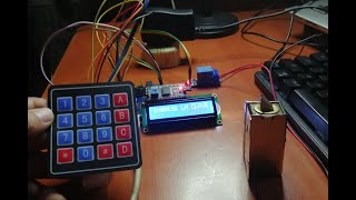 Control de Acceso por Clave con Teclado Numérico + Cerradura Electrónica en ARDUINO. screenshot 3