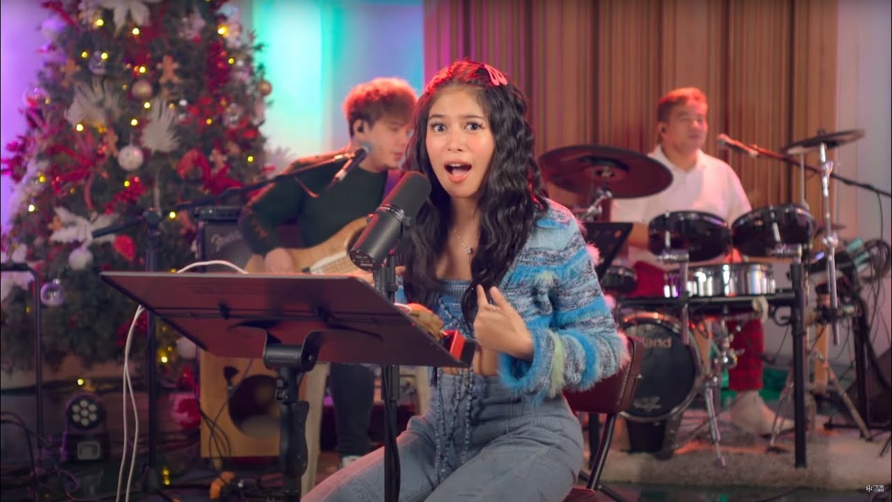 I Saw Mommy Kissing Santa Claus - Jackson 5  | Gigi De Lana • Jon • Jake • Romeo • Oyus