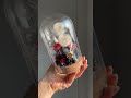 Ewiger Blumentraum in Glaskuppel 🌸 Langlebige Blumen in Geschenkbox – Lieferung deutschlandweit