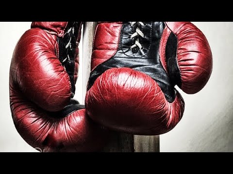 Перчатки на гвоздике