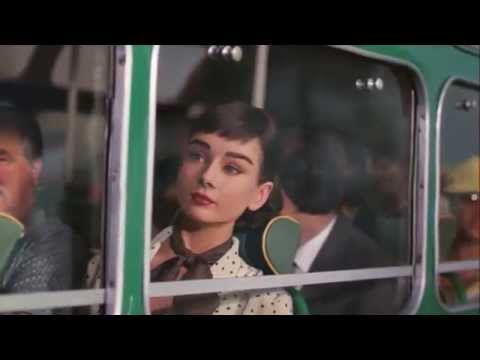 Video: Hur Audrey Hepburn Dog
