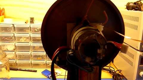 Unicycle robot lateral balance - only just!