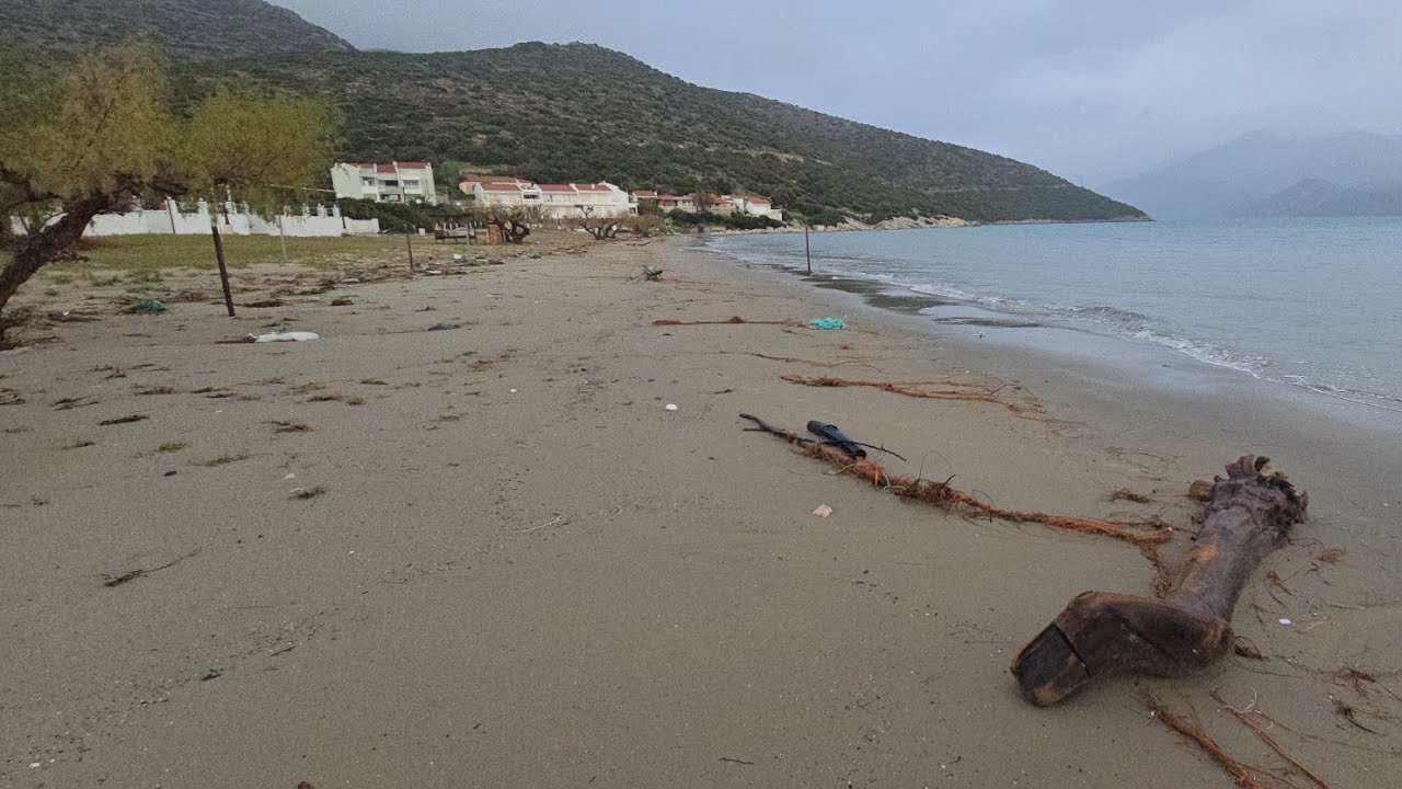 Παραλία Ψιλή Άμμος και ολίγον απο Μυκάλη  και Ποτοκάκι Σάμου 