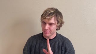 [LEG] Evan Peters responde perguntas de fãs de Mare Of Easttown