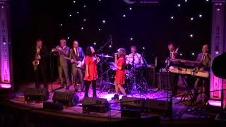 Natural Woman, USA 2017 - The Stars From The Commitments