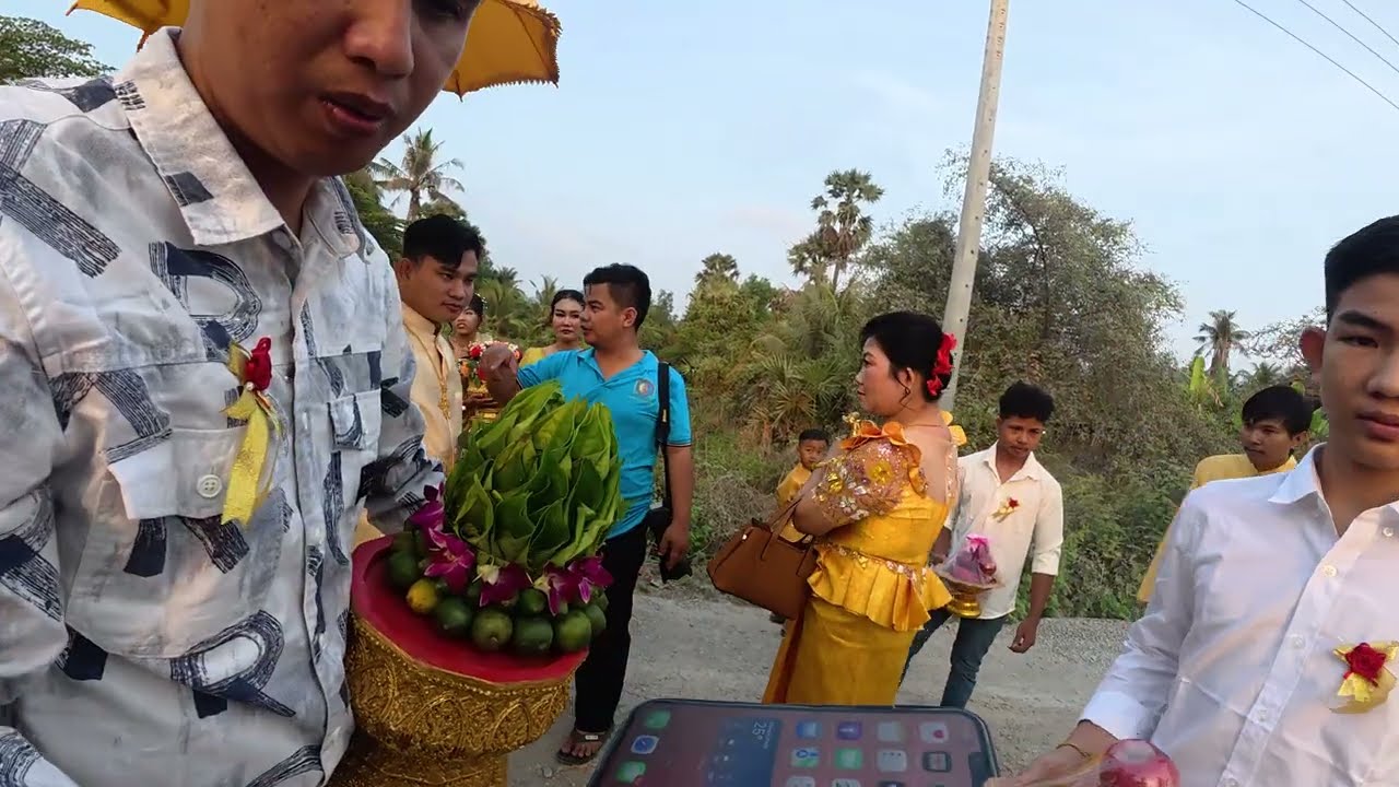 ពិធីហែជំនូនខាងភ្នំកុង / KHMER WEDDING DAY