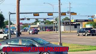 3x Arlington TX PD Units responding code 3 to an Major call