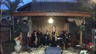 The Moon Represent My Heart (Ni Wen Wo Ai) - Classic Chinese Songs (iMusic Production feat. Guest)