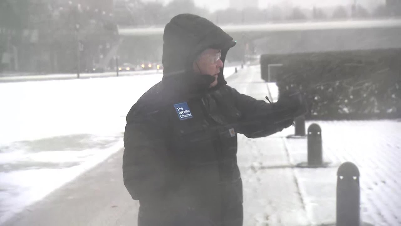Arctic Cold to Follow Heavy Snow, Strong Winds In Midwest - YouTube