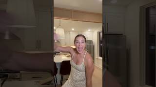 RIP my neck #confidence #body #bodypositive #healthyliving #eatingdisorderrecovery