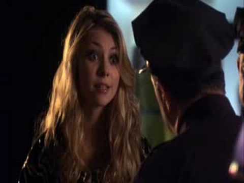 Gossip Girl - Jenny Steals A Jacket From Elanor Wa...