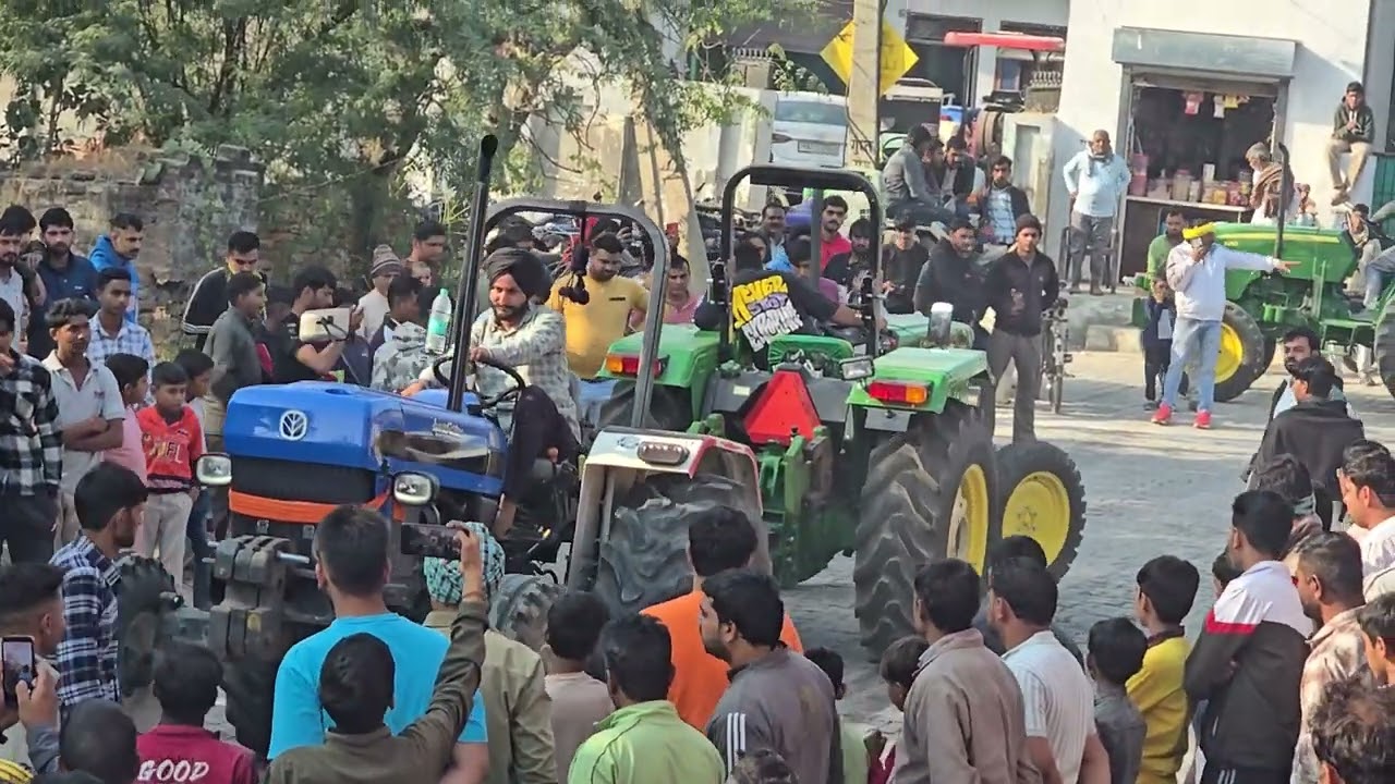 New Holland 3630 vs JD 5210 Tochan Muqabala Part 1