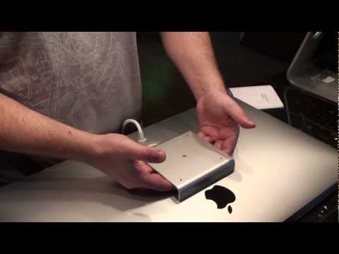 Apple VESA Mount Adapter Unboxing and Install