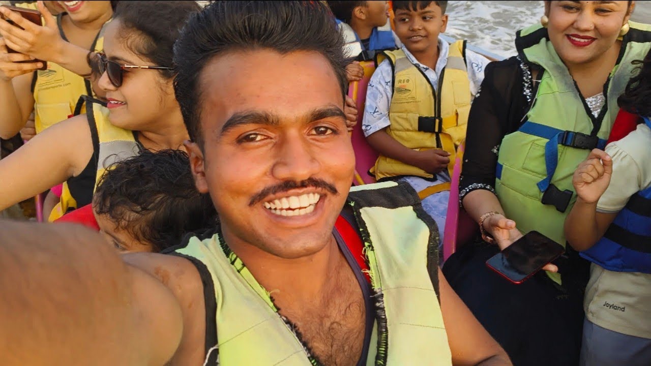 Juhu chaupati in enjoy Mumbai life Rishabh_vlogs_official ||