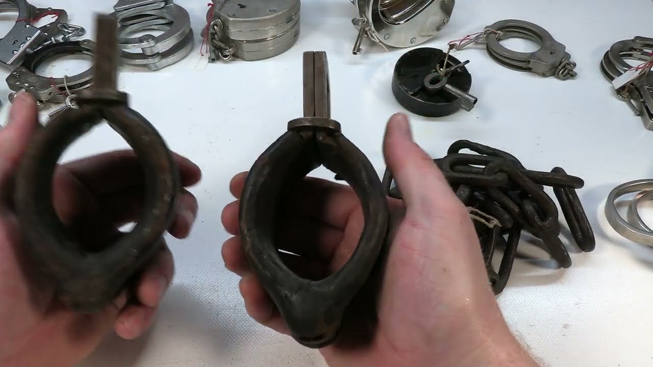 eBay Handcuff Haul Run 2023 Unboxing #1 Hiatt Medieval Restraints Handschellen Ketten Mittelalter