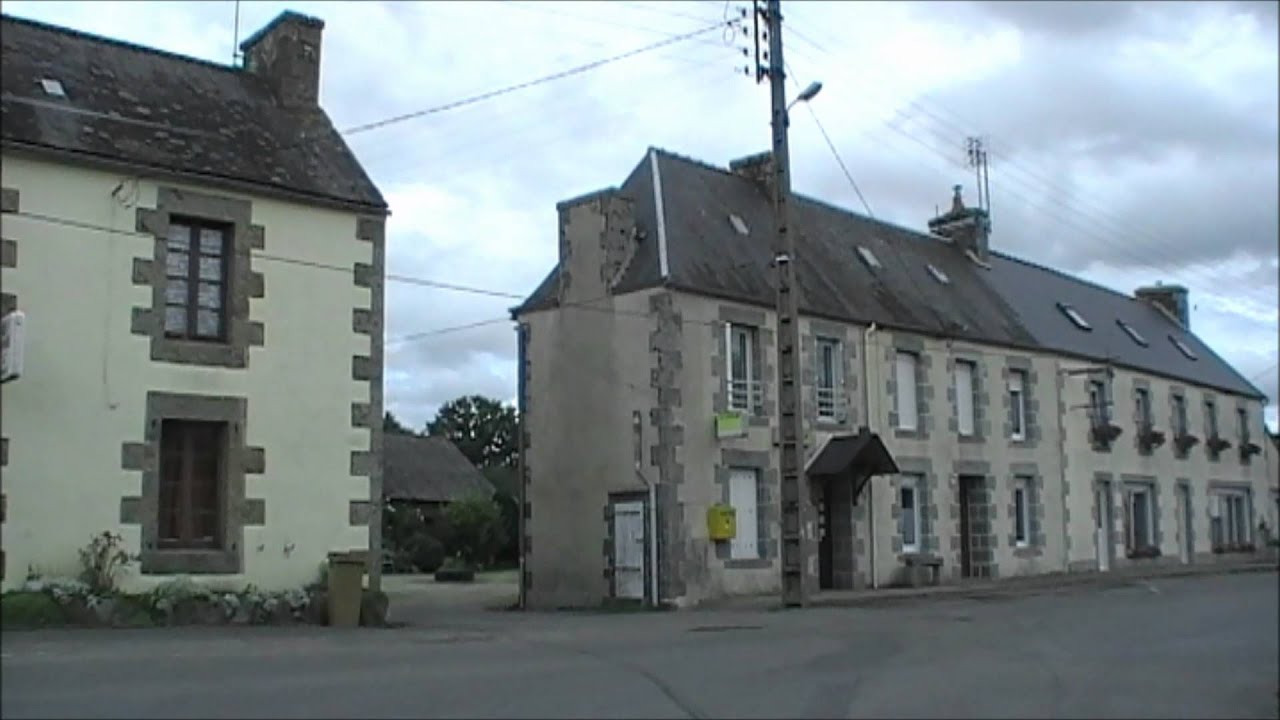 Driving Along Route de Saint-Nicodème, Route de Kerien & Au Bourg, Maël-Pestivien