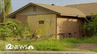 Arizona man arrested after police say he intentionally crashed his car into home
