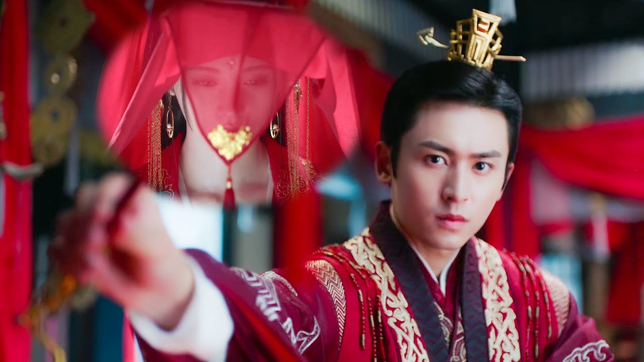 霸道王爺以為娶了丑新娘，下秒揭開紅蓋頭，傻眼了！#鞠婧禕 💖 #如意芳霏