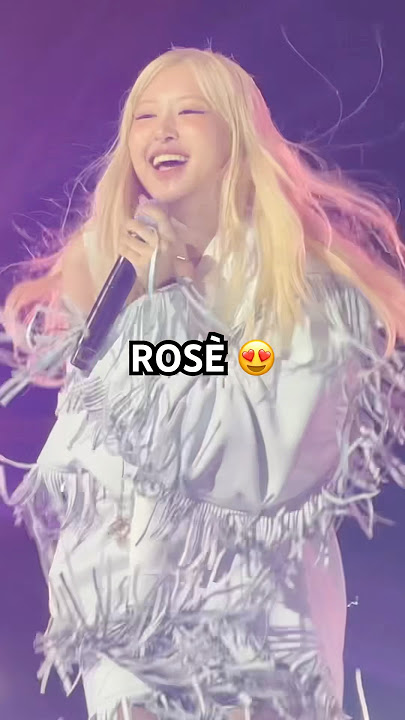 Making eye contact with Rosè😍💖 #blackpink #coldplay  #coldplayseoul