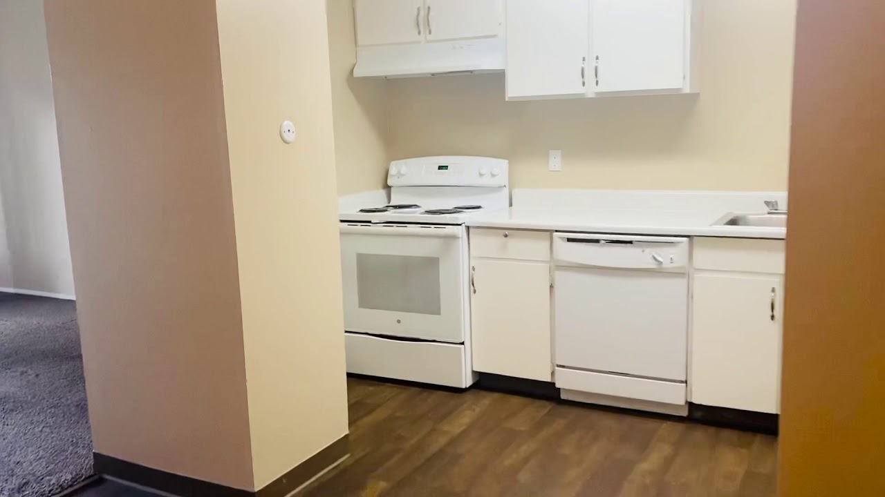 3 Newell Court (1 bedroom) YouTube