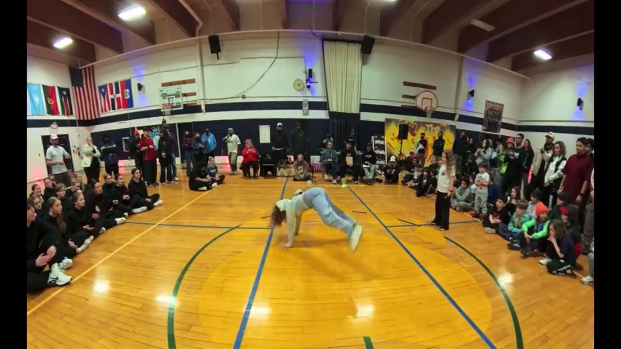 X11 Kids 1v1 Breakin Prelim - Siph (Pine Kids) vs Olympia (The Funk Box)