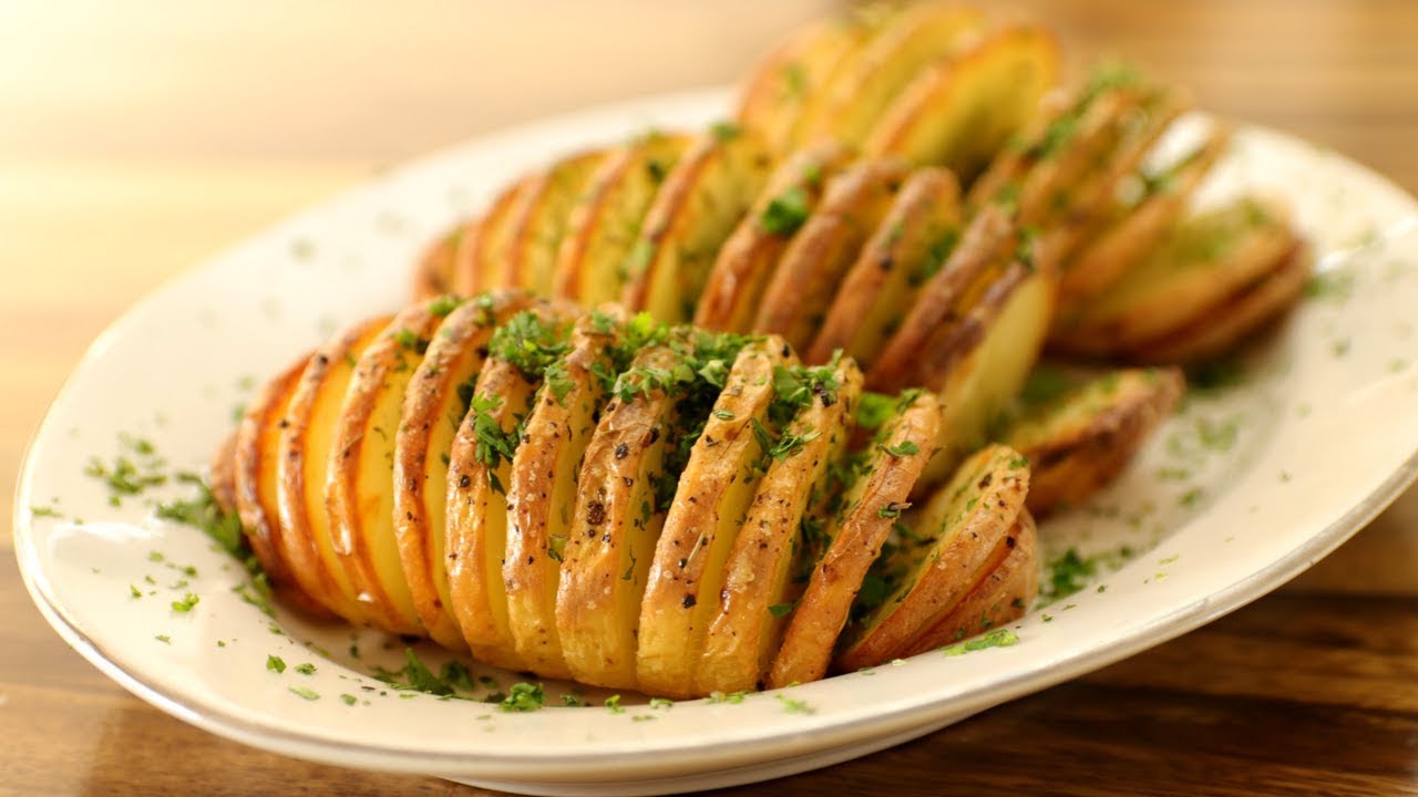 Hasselback Potatoes – A Couple Cooks