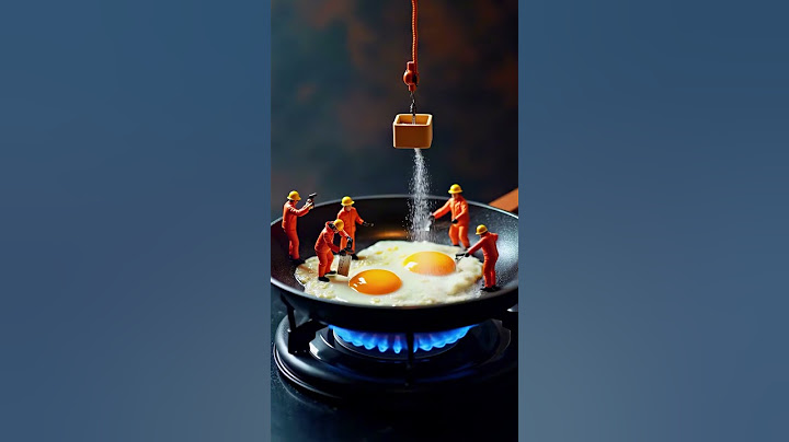 “AI Cooks Like Construction Workers? 🍳🚧 You Won’t Believe This! #ytshorts