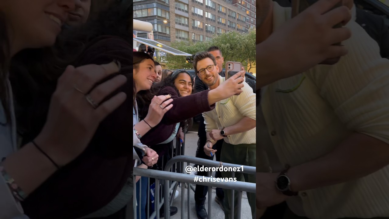 Chris Evans took selfies with all his fans Arriving At The Movie Premiere Ghosted In New York City