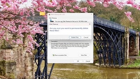 (Fixed) How To Remove Black Boxes On Desktop Icons In Windows 11/10