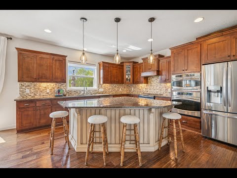 2570 Fieldstone Drive, Victoria, MN home video tour