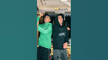 انتا دخلت ف شارع خطر لازم تطلع منو ب دم 