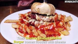 Malaysia Food - SHOCKING CHEESE BURGER in Temerloh, Malaysia
