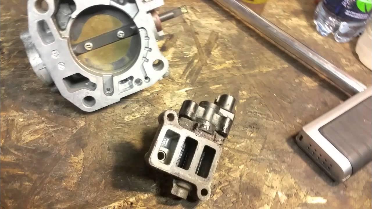 Surging idle 2002 Honda accord - bad idle air control valve - YouTube