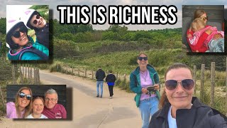 You don’t need a perfect life to feel rich 