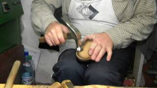 Leaflet male Pacific Handmade shoes-Pantofi lucrati manual-" Stefan Burdea" - YouTube
