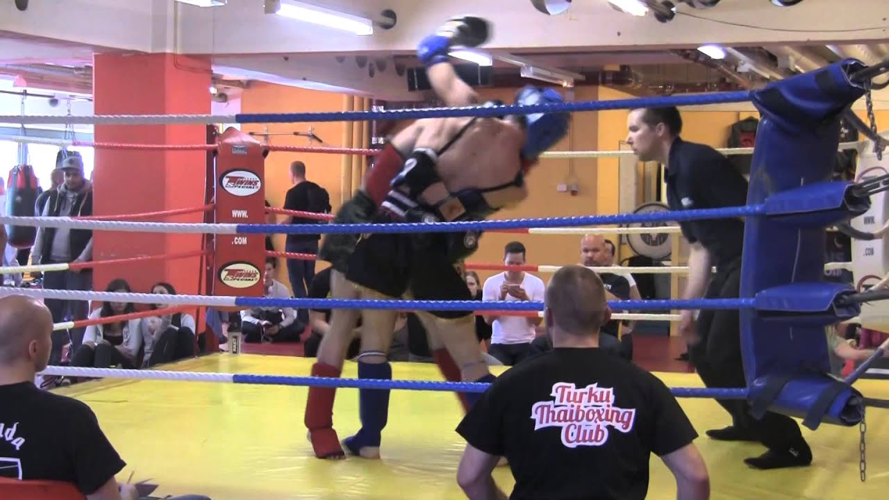 Jimi Juvonen (63,5kg)Combat Academy of Finland vs. Martin Lehtomaa Turku Thaiboxing Club (69,7kg)