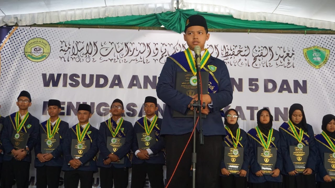 WISUDA AKBAR DAN PENUGASAN WIYATA BAKTI I PPTQ Al Fath I STBBA Al Fath 2023/2024