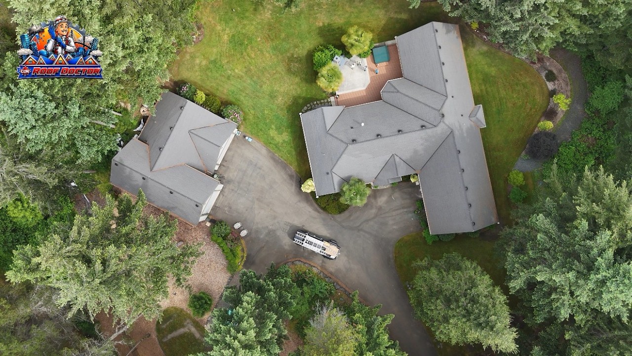 How to Inspect an asphalt shingle | Parksville, BC