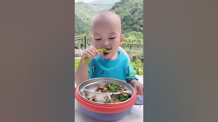 Baby eating food 🍱 #shorts #viral #trending #cute #baby