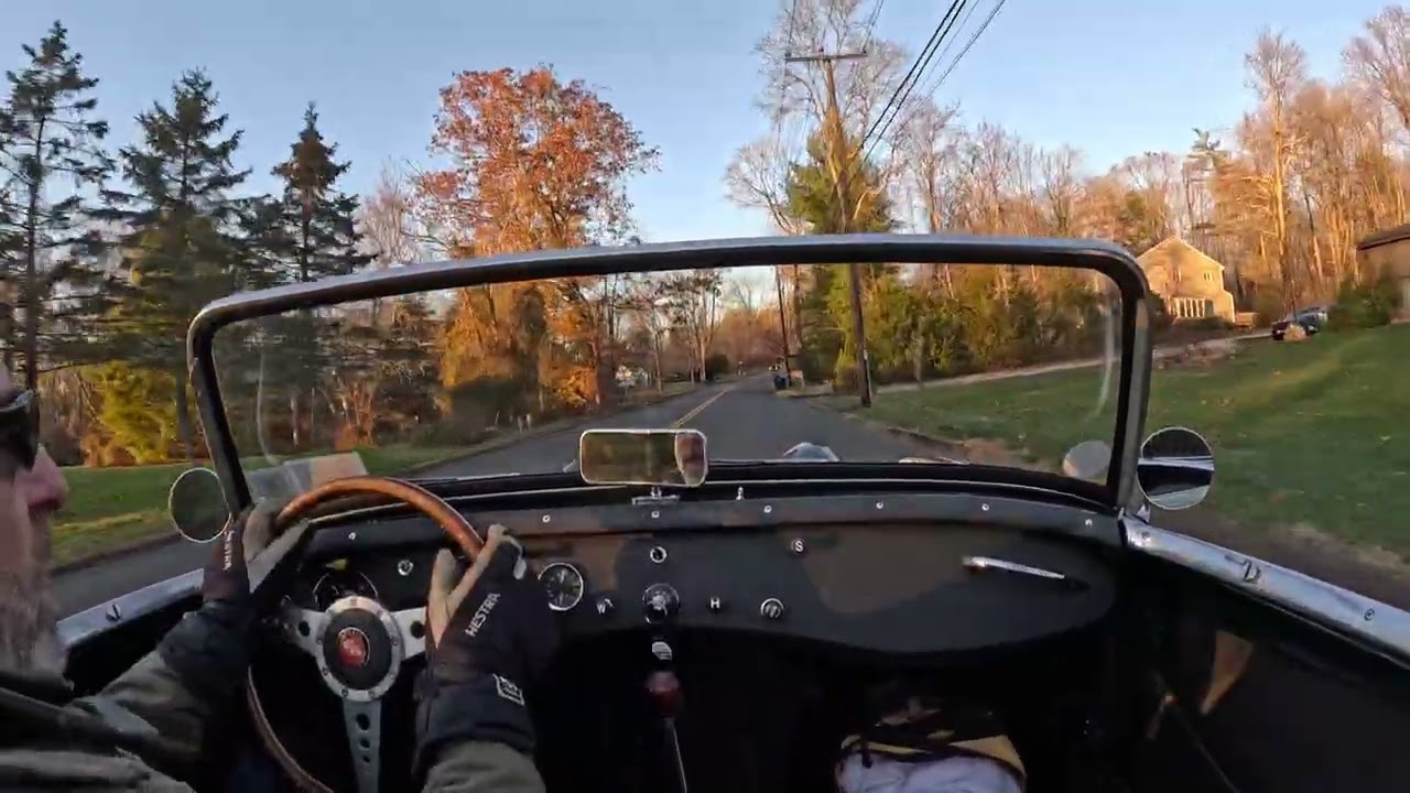 Прокатитесь на «Briggs» — забавном Bugeye 1960 года, который продается только на bugeyeguys.com!