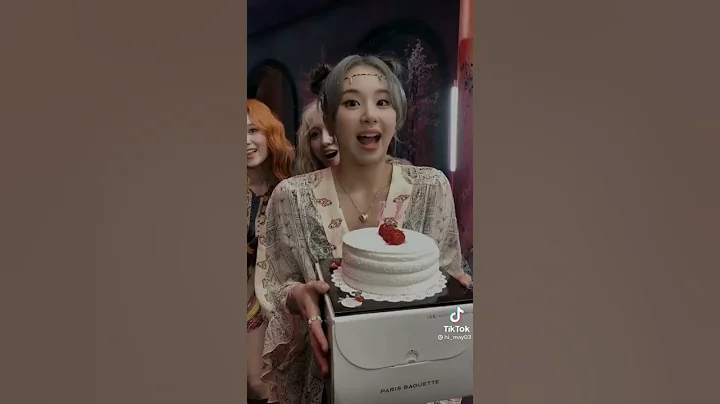 Happy Birthday Chaeyoung Unnie🎂🎂🎂 #chaeyoung #twice #happybirthday