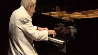 Aldo Ciccolini: notturno op.62 n.1 (Chopin) chords