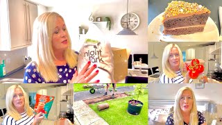 Lidl Haul | Night Lark Purchase | Devils Chocolate Cake | Nancy's Garden & What Colour Should It Be?