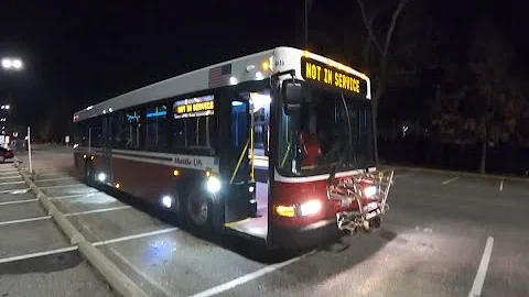 POV Night Bus Drive: '16 Gillig Advantage on Shutt...